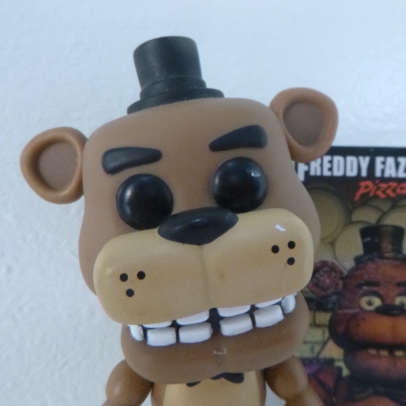 FIIVE NIGHTS AT FREDDYS GOLDEN BEAR FIGURE FUNCO wMIKE & TOP-HAT - Picture 5 of 6